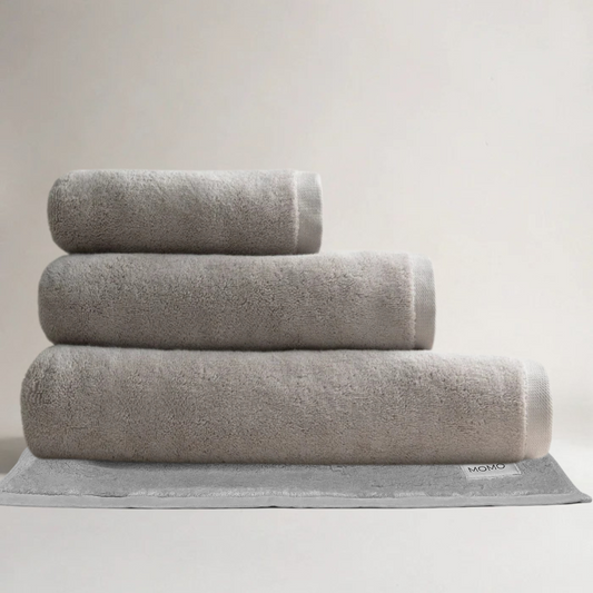 Conjunto de 4 peças de toalhas de bambu cinza – rosto, mãos, corpo e tapete de saída de banho, macias, absorventes e sustentáveis