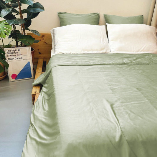 Duvet Cover Set + add. Pillowcases