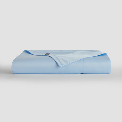 Lençol de cima azul bébé bambu roupa de cama by Momo Cotton – tecido de cetim 300 fios, suave, respirável e sustentável.